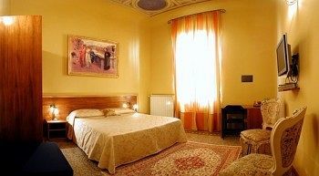 La Luna Guest House Флоренція Екстер'єр фото